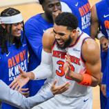 Die Knicks um Karl-Anthony Towns sind in das NBA-Finale eingezogen. © APA / JASON MILLER