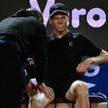 Jannik Sinner hatte zu kämpfen. © APA/afp / FILIPPO MONTEFORTE