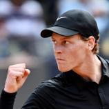 Jannik Sinner steht in Rom im Viertelfinale. © APA/afp / TIZIANA FABI