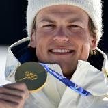 Johannes Høsflot Klæbo wird das Tragen einer Luxusuhr zum „Verhängnis“. © APA/afp / TOBIAS SCHWARZ
