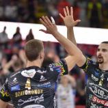 Simone Giannelli (rechts) steht mit Perugia im Champions-League-Finale.
