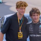 Zwei Phänomene unter sich: Jannik Sinner und Kimi Antonelli © Screenshot