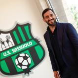 Alberto Aquilani wurde am Freitag von seinem neuen Club Sassuolo als Cheftrainer präsentiert.