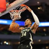 Das jahrelange Wechseltheater um Basketball-Superstar Giannis Antetokounmpo ist beendet. © APA / STACY REVERE