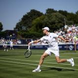 Jannik Sinner beim Giorgio Armani Tennis Classic. © APA/afp / HENRY NICHOLLS