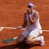 Mit 19 Jahren triumphierte Mirra Andrejewa erstmals bei einem Grand-Slam-Turnier. © APA/afp / DIMITAR DILKOFF
