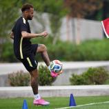 Neymar  feilt im Training an seinem Comeback. © APA/afp / MAURO PIMENTEL