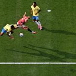 Haaland (en rouge) ouvre le score pour la Norvège. © APA/afp / JEWEL SAMAD