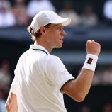 Jannik Sinner ballt die Faust: Der Sextner steht im Finale. © APA/afp / HENRY NICHOLLS