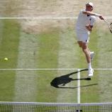 Jannik Sinner steht im Halbfinale von Wimbledon. © APA/afp / HENRY NICHOLLS