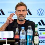 Jürgen Klopp wurde bei einer Pressekonferenz in Frankfurt offiziell vorgestellt. © APA/afp / JOHN MACDOUGALL