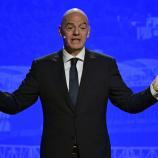 Scharfer Gegenwind für Gianni Infantino. © APA/AFP / PABLO PORCIUNCULA