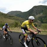 Wegen der Waldbrände kommt es zu Änderungen bei der Tour de France. © APA/afp / LOIC VENANCE