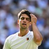 Carlos Alcaraz muss weiter pausieren. © AFP / KIRILL KUDRYAVTSEV