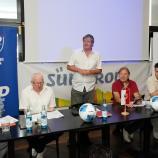 Stellten in Bozen die neue Südtiroler Amateurfußball-Saison vor (von links): Rodolfo Berardo (Frauenfußball), Vize-Präsident Günther Pföstl, Verbandschef Klaus Schuster sowie die Vorstandsmitglieder Karl Wierer und Manuel Tabarelli. © DLife