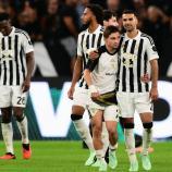Francisco Conceição   (Mitte) führte Juventus auf die Siegerstraße. © APA/afp / MARCO BERTORELLO