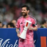 Lionel Messi hamstert weiter Titel. © APA/afp / CHANDAN KHANNA