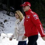 Michael Schumacher und seine Ehefrau Corinna. © AFP / VINCENZO PINTO