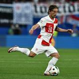 Nicht müde: Luka Modric spielt weiterhin für Kroatien. © APA/afp / GABRIEL BOUYS