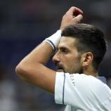 Novak Djokovic durchlebt keine leichte Zeit. © APA / JULIAN FINNEY