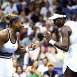 Serena und Venus Williams hatten bei den US Open offenbar Spaß. © APA/afp / CHARLY TRIBALLEAU