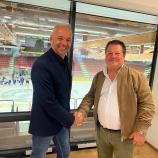 VSV-Obmann Manfred Herzog (r.) begrüßt den neuen Geschäftsführer Oliver Bergauer