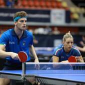 Debora Vivarelli (right), at the European Table Tennis Championships. Here with mixed partner Matteo Mutti.