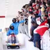 Patrick Baumgartners Bob bei der Zielankunft  in Lake Placid. © APA / MADDIE MEYER