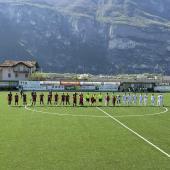 Die Lavis-Spieler, rechts in Weiß gegen Portogruaro, befinden sich auf Abschiedstour in der Serie D.