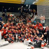 This is what winners look like: The Hechte celebrate their IHL title. © Social Media