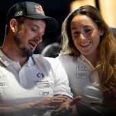 Dominik Paris et Sofia Goggia se réjouissent de l'augmentation de leur prix. © APA/afp / MARCO BERTORELLO