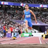 Andrea Dallavalle won a medal in the triple jump. © APA/afp / KIRILL KUDRYAVTSEV