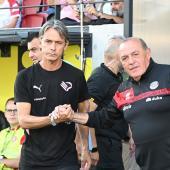 L'entraîneur de Palerme Pippo Inzaghi et l'entraîneur du FCS Fabrizio Castori avant le match. © DLife