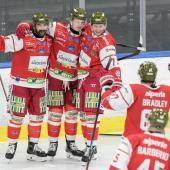 Brett Pollock (center) led Bolzano's scoring trio. © Vanna Antonello