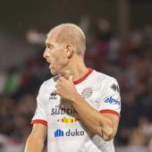 Is one of the few defenders who are fit: Andrea Masiello.