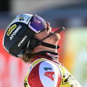 Manuel Feller est blessé. © AFP / MARCO BERTORELLO