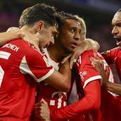 Michael Olise (second from left) made it 2-0. © ANSA / ANNA SZILAGYI