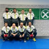 Algund (photo ci-dessus) a finalement bénéficié d'une bonne préparation. Au deuxième rang, de gauche à droite : Lukas Kuen, Anton Oberperfler, Dominik Rechenmacher et Martin Kienzl ; au premier rang, de gauche à droite : Michael Ladurner, Christian Mair, René Kuppelwieser et Arnold Pircher.