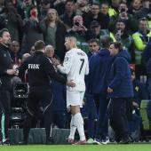 Cristiano Ronaldo a été expulsé suite à un carton rouge. © ANSA / JOSE SENA GOULAO