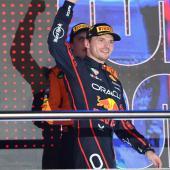 Max Verstappen jubelt über den Sieg. © ANSA / ALI HAIDER