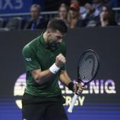 Novak Djokovic s'est qualifié pour la finale de « son » tournoi à Athènes. © ANSA / YANNIS KOLESIDIS