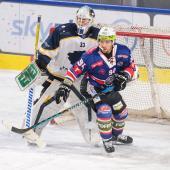 The boys are competing against the eagles. © Instagram / Max Pattis