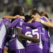 Fiorentina celebrates their first championship victory. © ANSA / CLAUDIO GIOVANNINI