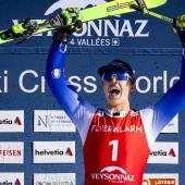 Simone Deromedis celebrated an opening victory. © ANSA / JEAN-CHRISTOPHE BOTT