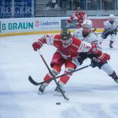 Daniel Mantenuto a marqué pour le HC Bozen contre Fehervar. © Soós Attila