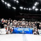SV Kaltern celebrates their cup victory. © Diego Barbieri