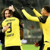 Serhou Guirassy (Nummer 9) wird von seinen Teamkollegen gefeiert. © ANSA / FRIEDEMANN VOGEL