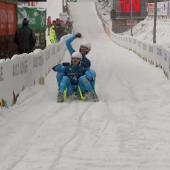Die Europameisterschaft im Alpinen Rodeln in Laas wurde zu einem echten Highlight der Saison und begeisterte Athleten wie Zuschauer gleichermaßen. Hier zeigen wir die eindrucksvollsten Momente des Wochenendes. © stol