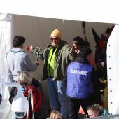 Die Olympia-Besucher müssen sich einer Ganzkörpervisite unterziehen. © Felice Calabro'