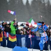 Dorothea Wierer vor vollem Haus in Antholz: Die Biathlon-Wettbewerbe waren ein Spektakel. © ANSA / MARTIN METELKO